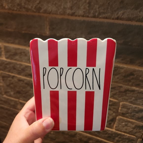Rae Dunn popcorn bucket red white scalloped top nwot - Picture 1 of 5